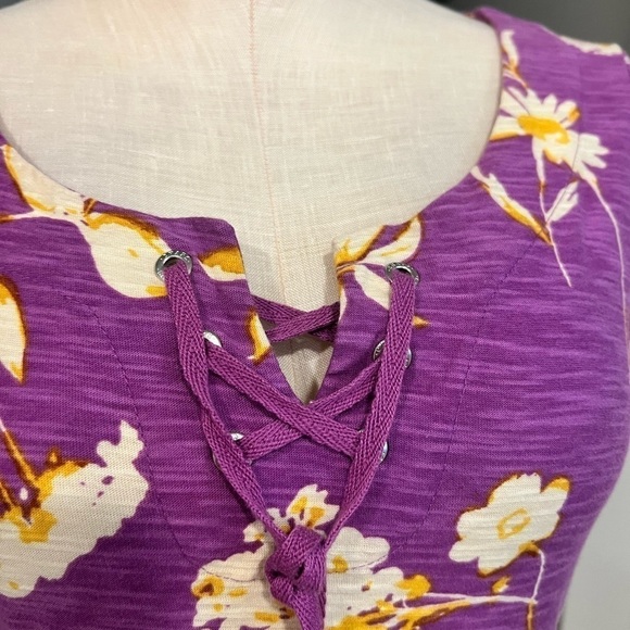 CHAPS lavender maxi with yellow floral pattern and lace up neckline dress - Picture 13 of 14